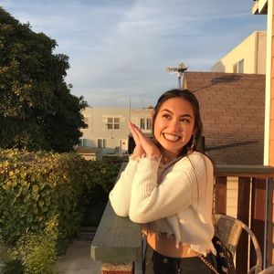 Meet your Posher, Ana